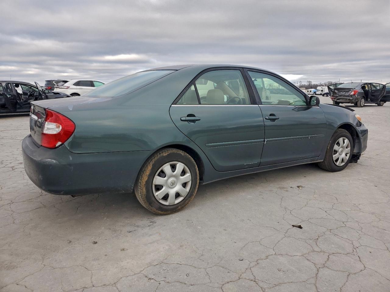 2002 TOYOTA CAMRY