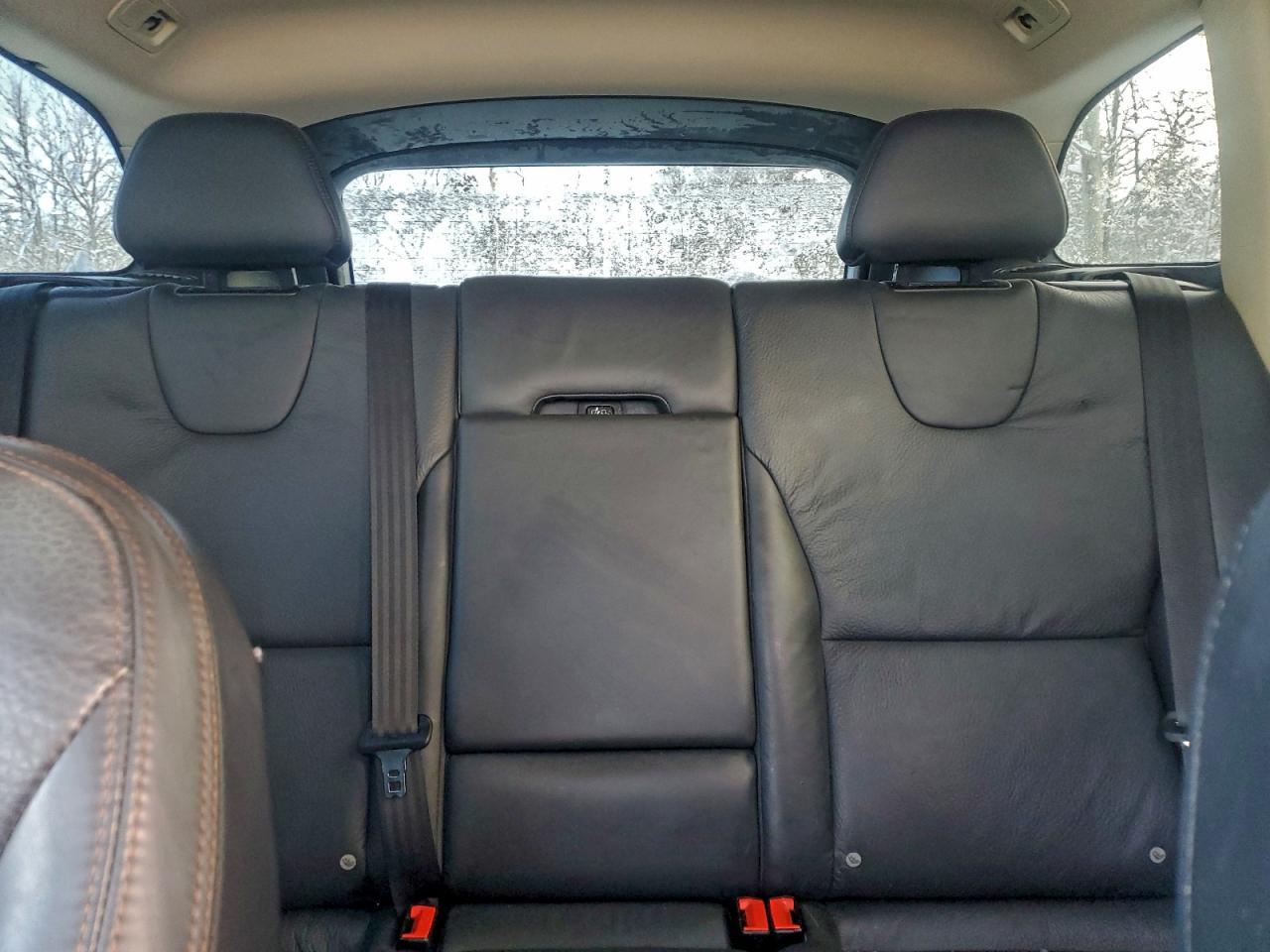 2012 VOLVO XC60