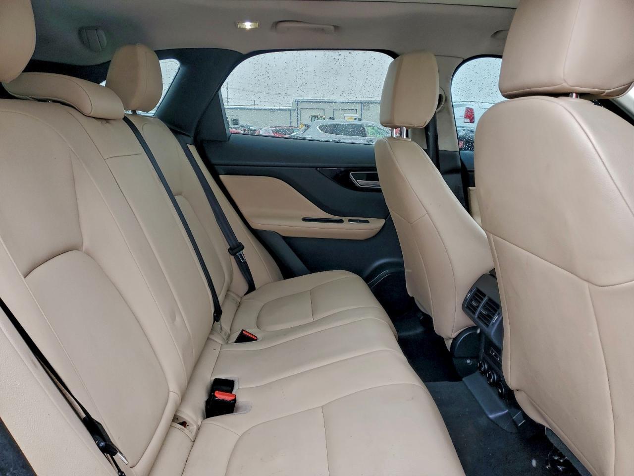 2017 JAGUAR F-Pace