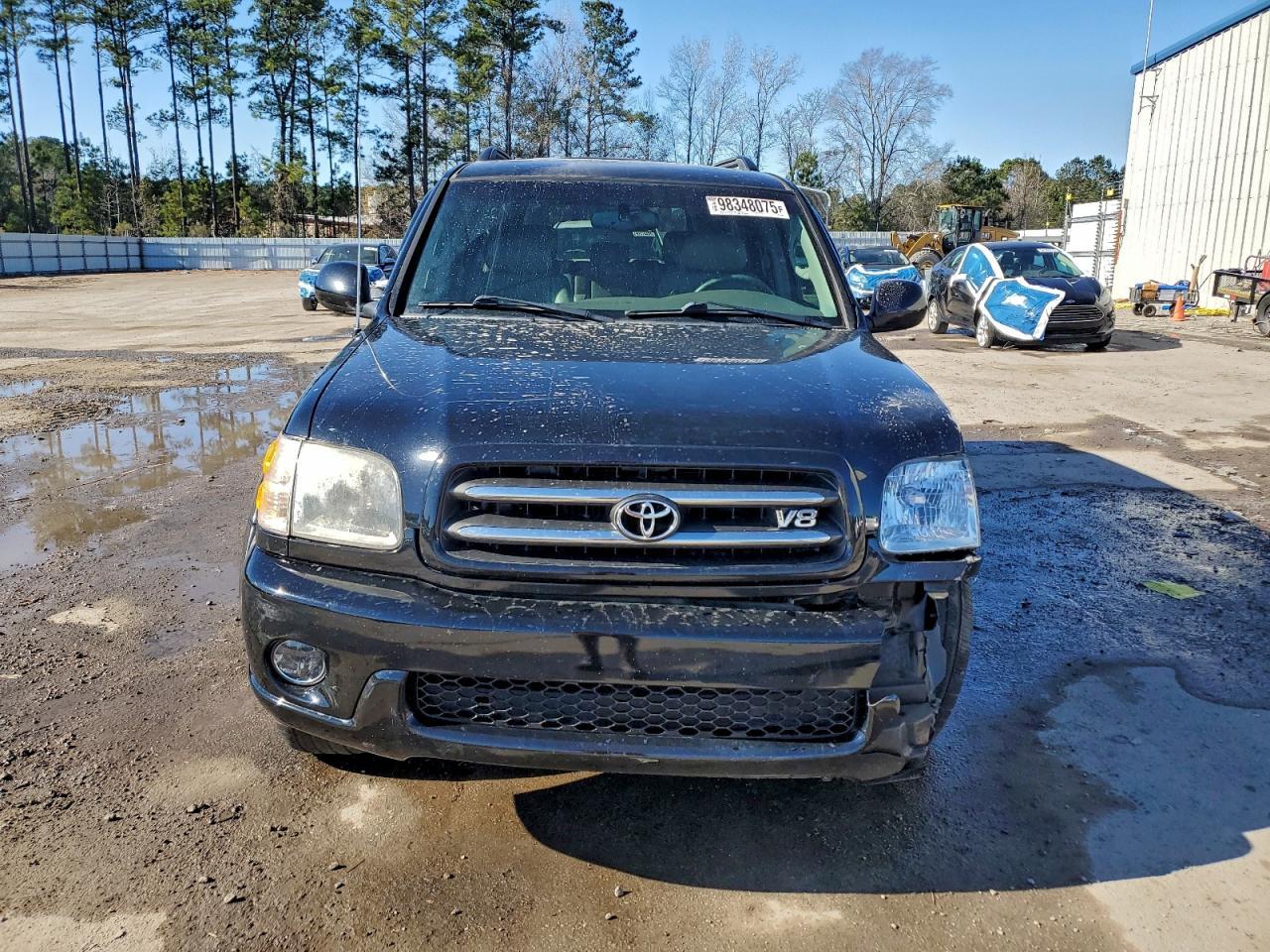 2004 TOYOTA Sequoia