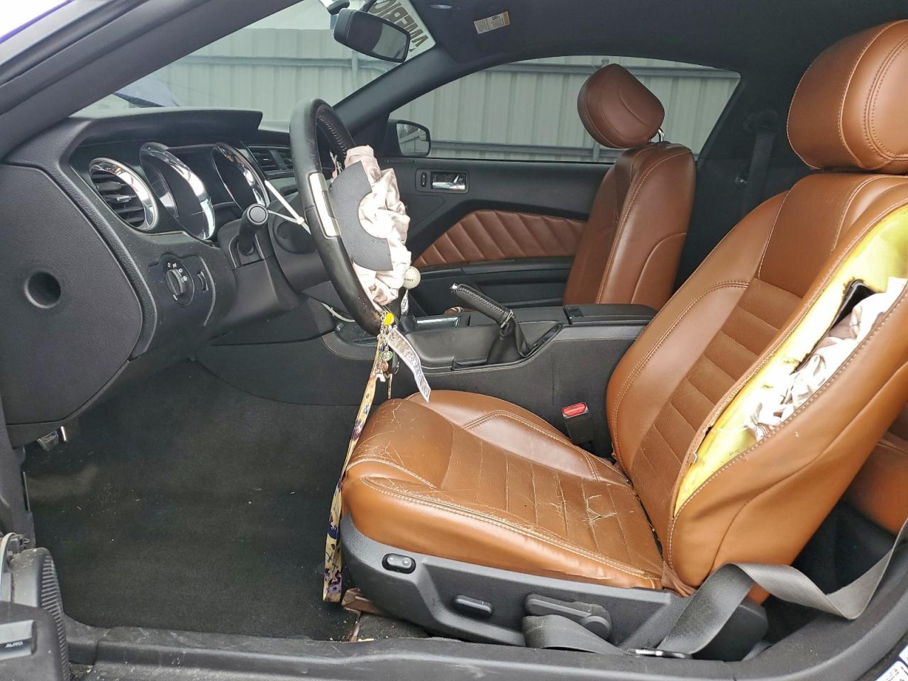 2013 FORD MUSTANG