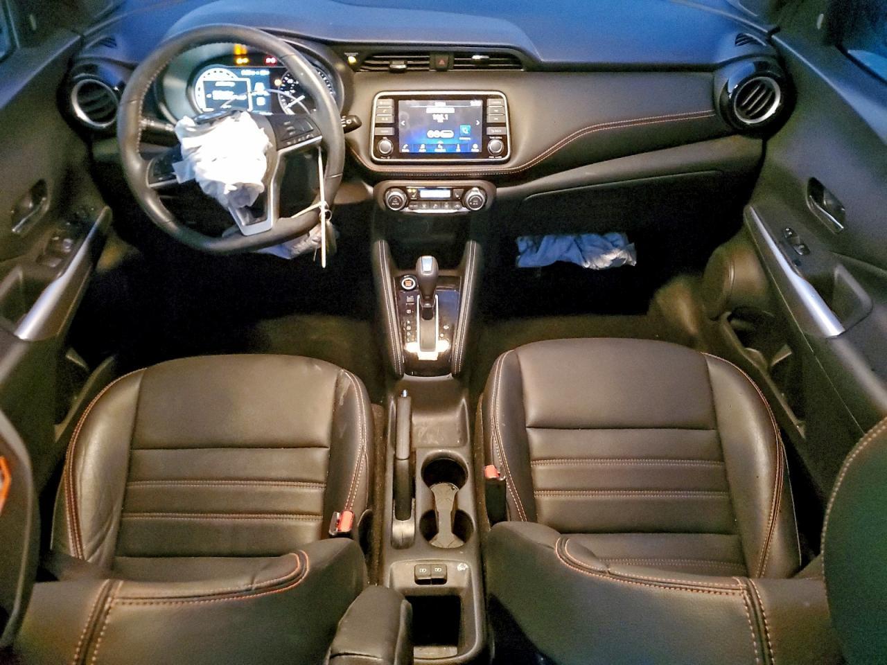 2020 NISSAN KICKS