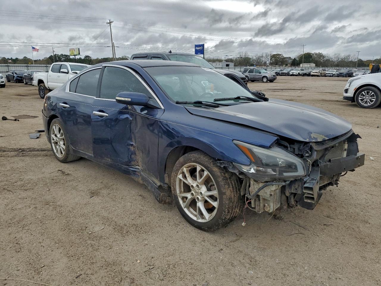 2012 NISSAN Maxima
