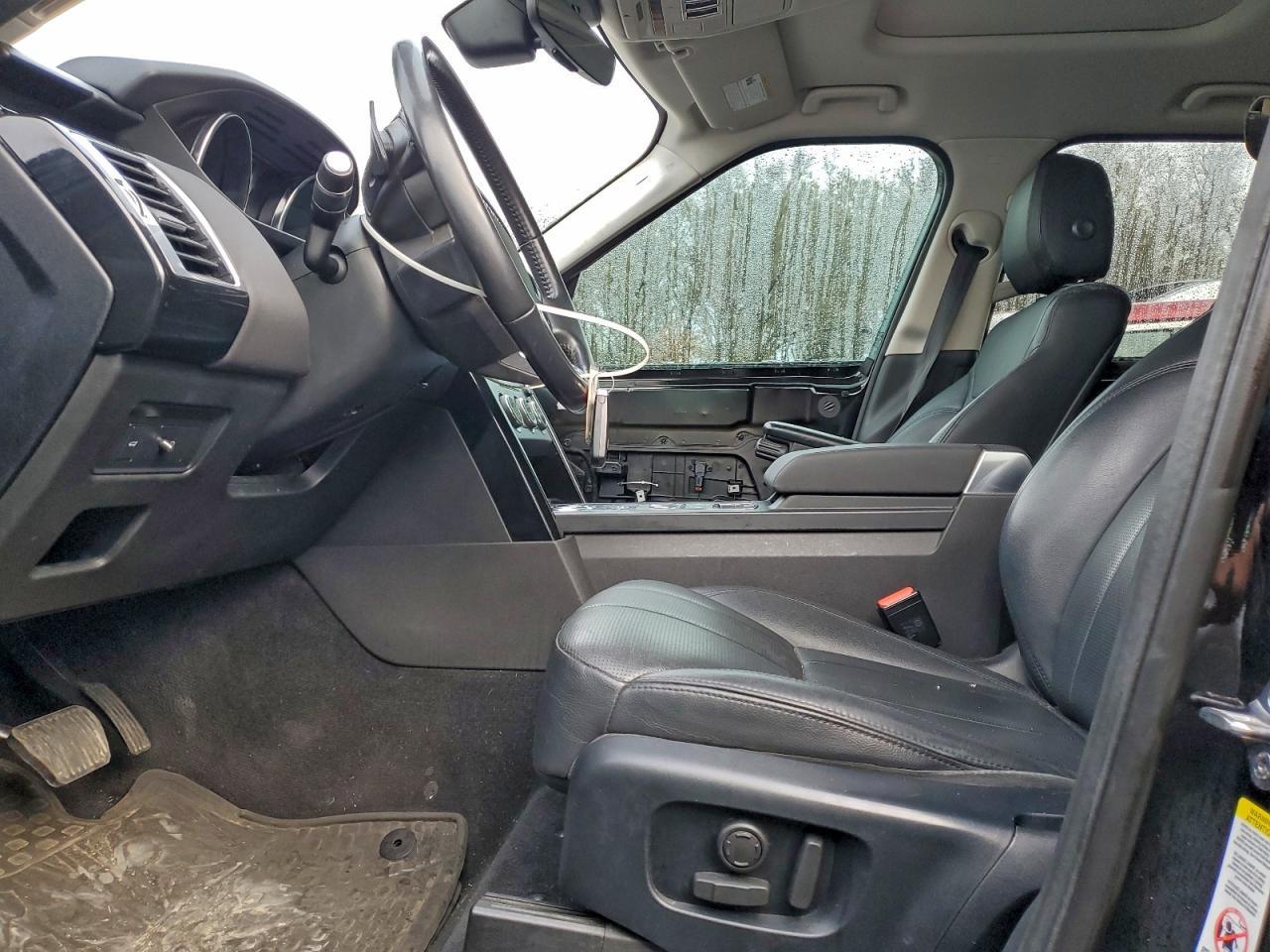 2019 LAND ROVER Discovery