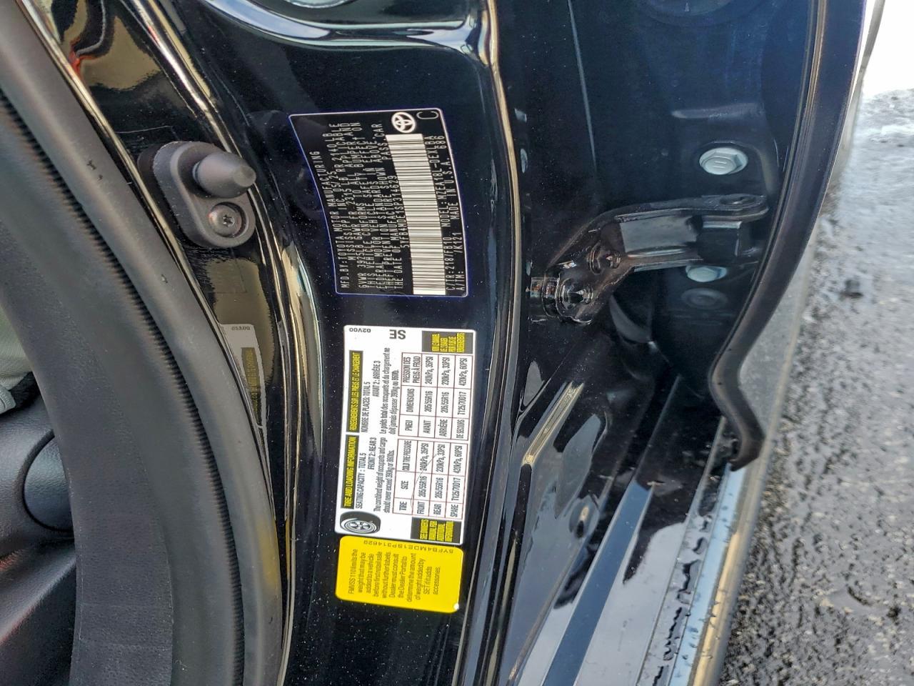2025 TOYOTA COROLLA