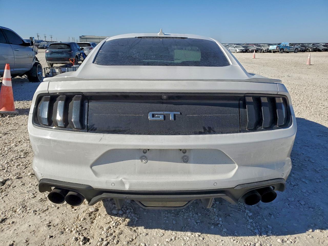 2020 FORD MUSTANG