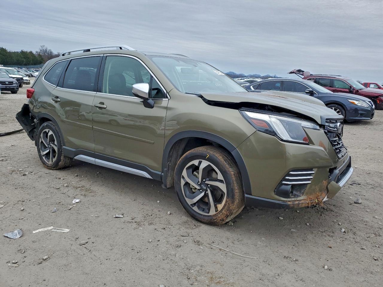 2023 SUBARU FORESTER