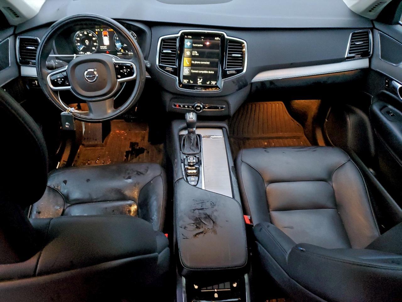 2021 VOLVO XC90