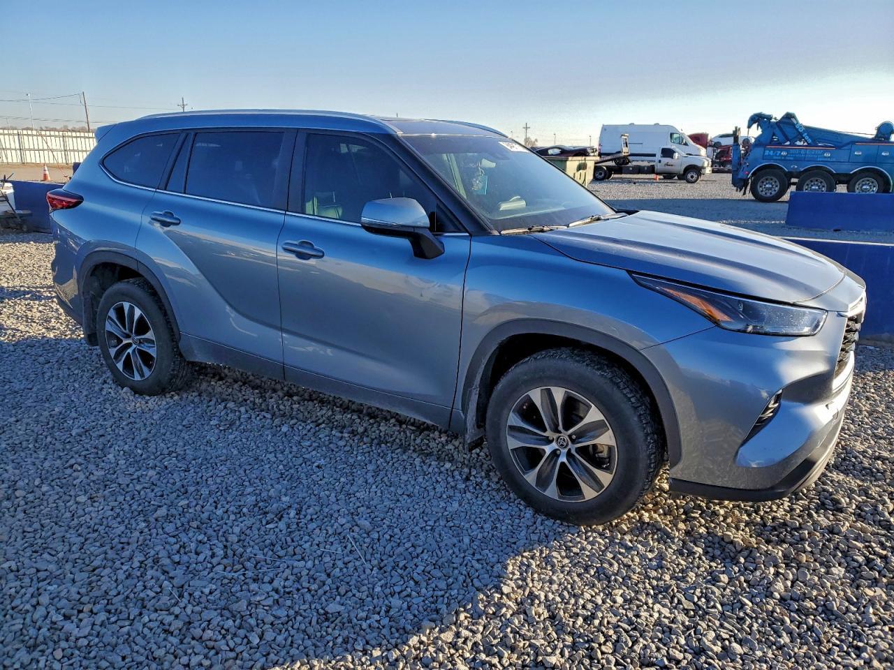 2023 TOYOTA HIGHLANDER