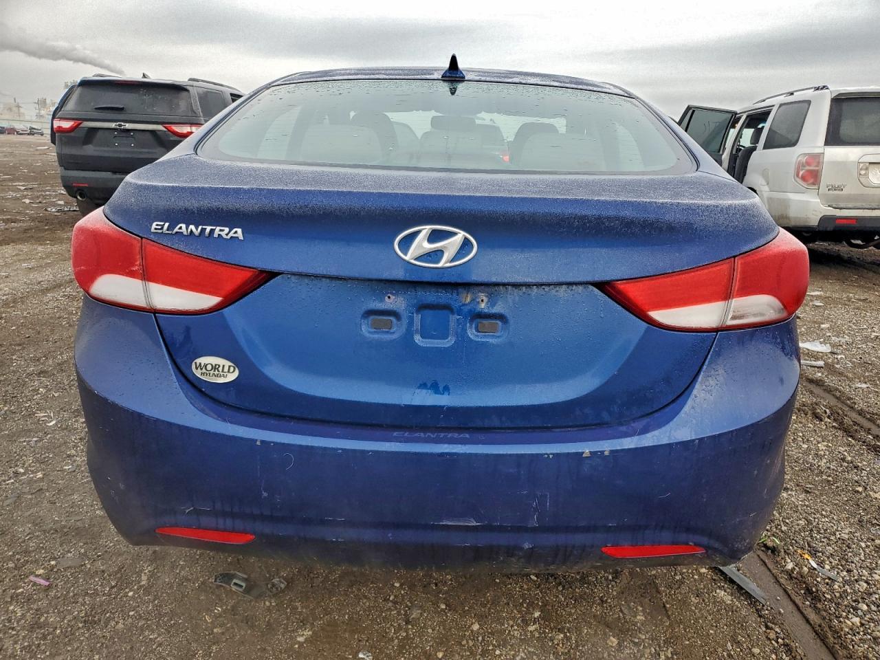 2013 HYUNDAI ELANTRA