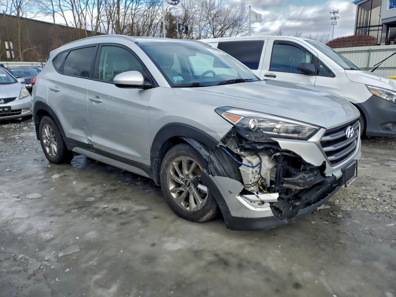 2018 HYUNDAI TUCSON