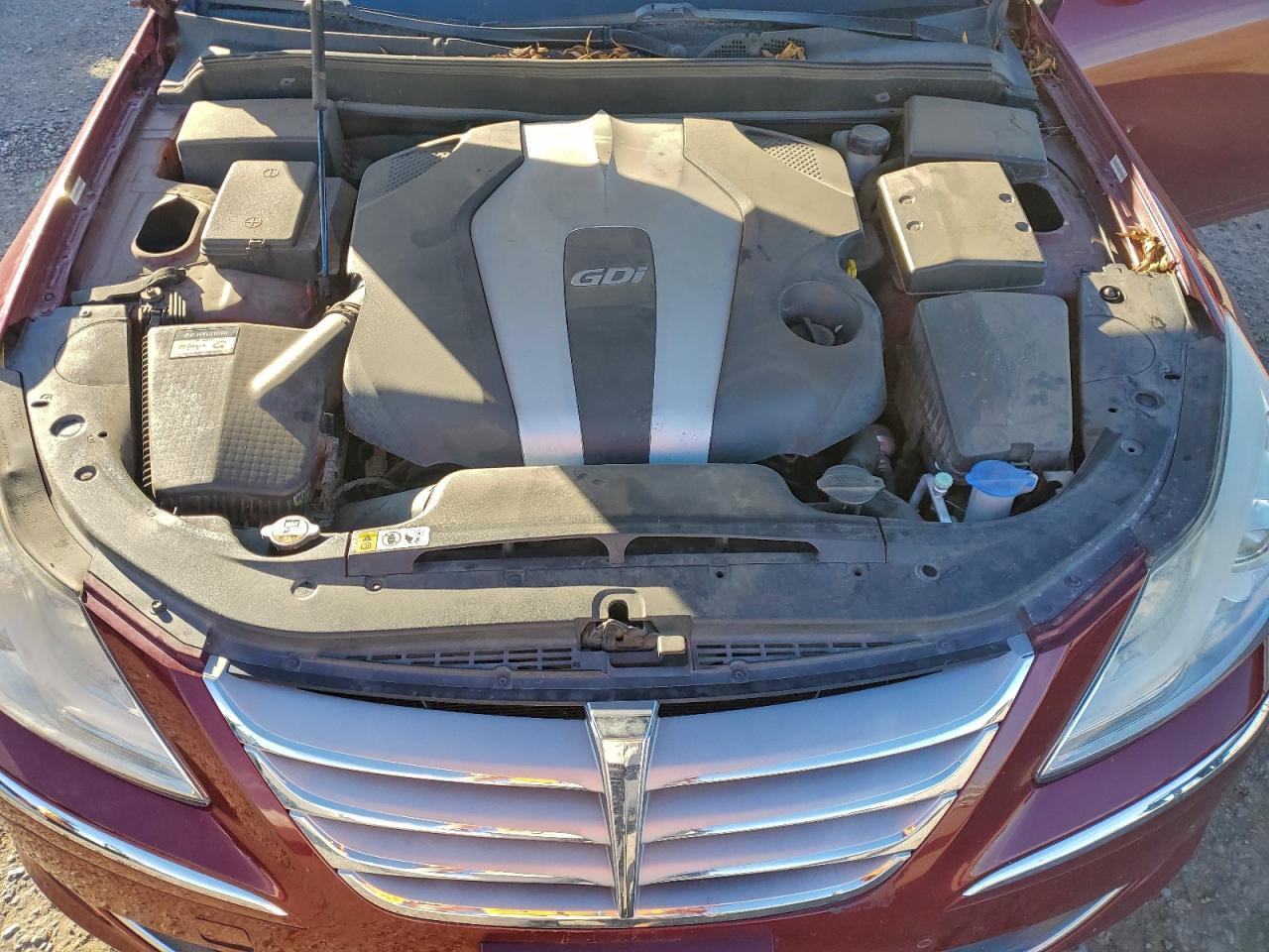2013 HYUNDAI GENESIS