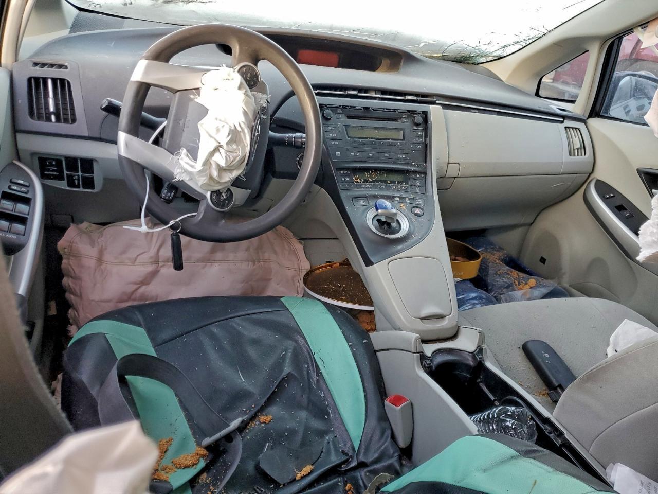 2010 TOYOTA PRIUS