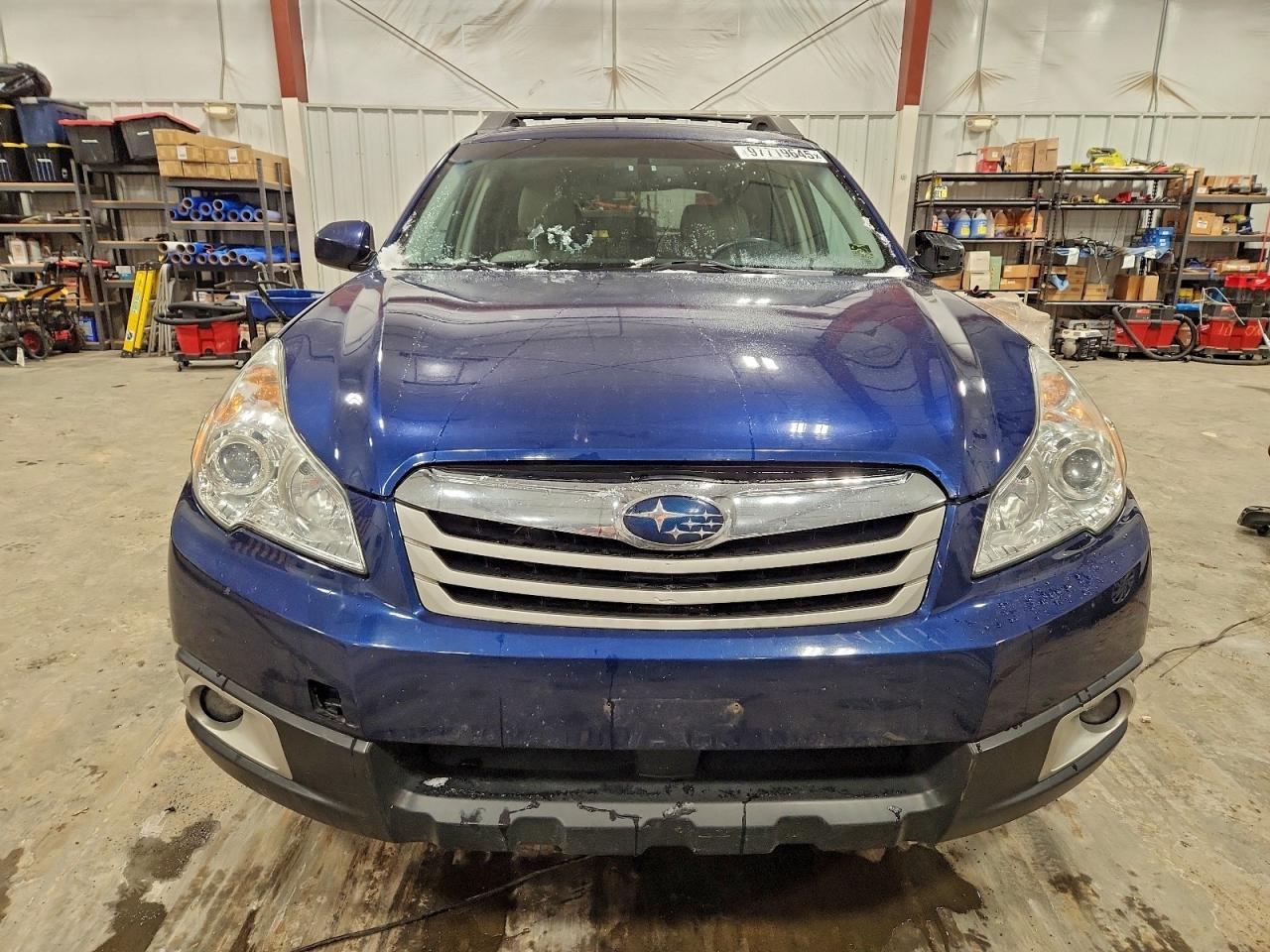 2011 SUBARU Outback