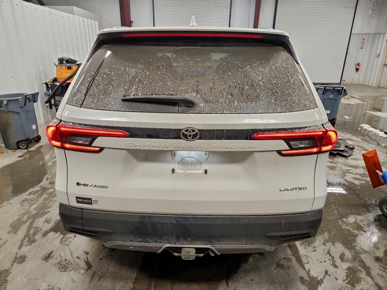 2024 TOYOTA HIGHLANDER