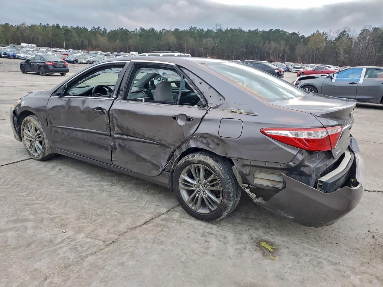 2017 TOYOTA CAMRY