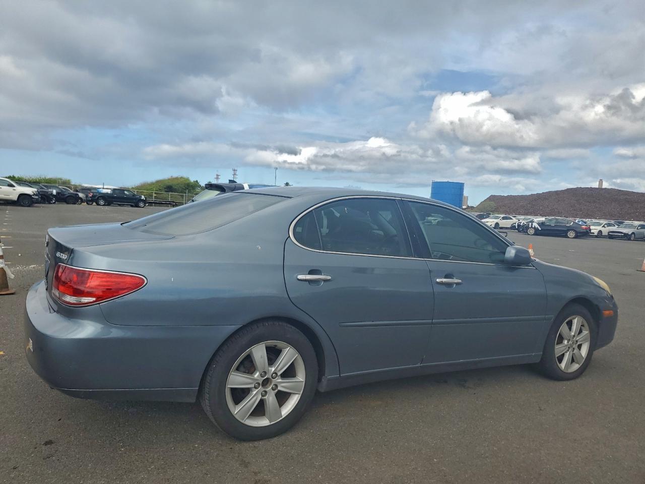 2005 LEXUS ES 330