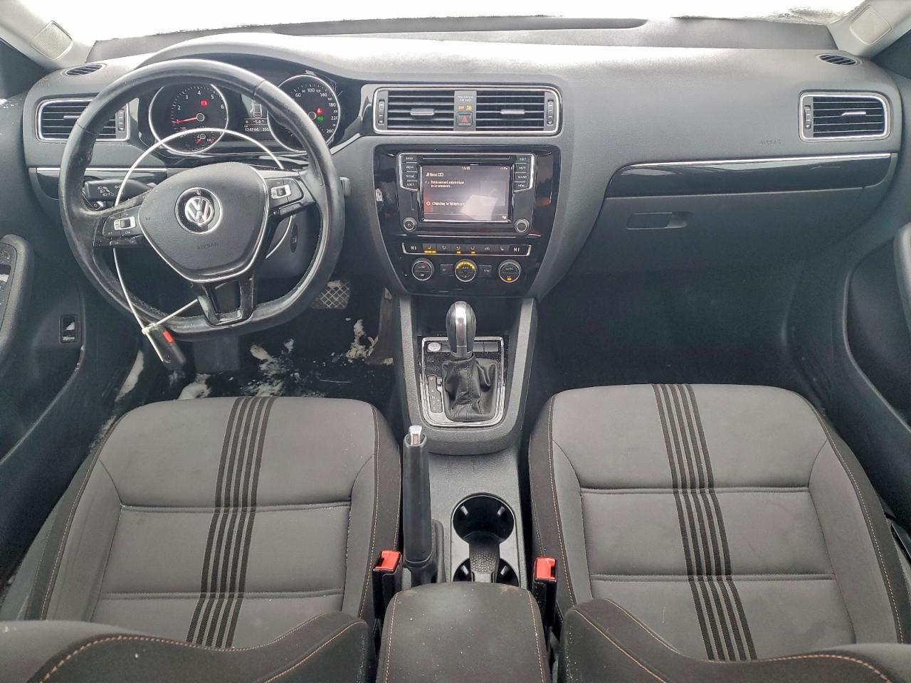 2017 VOLKSWAGEN JETTA