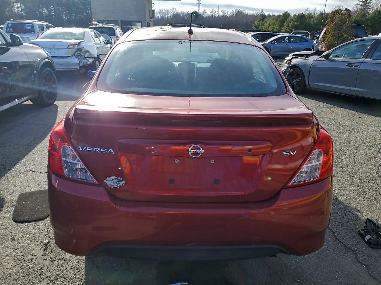2018 NISSAN VERSA