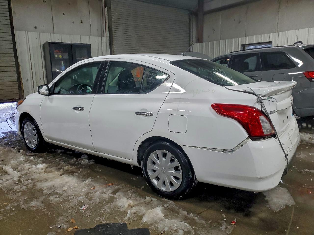 2016 NISSAN VERSA