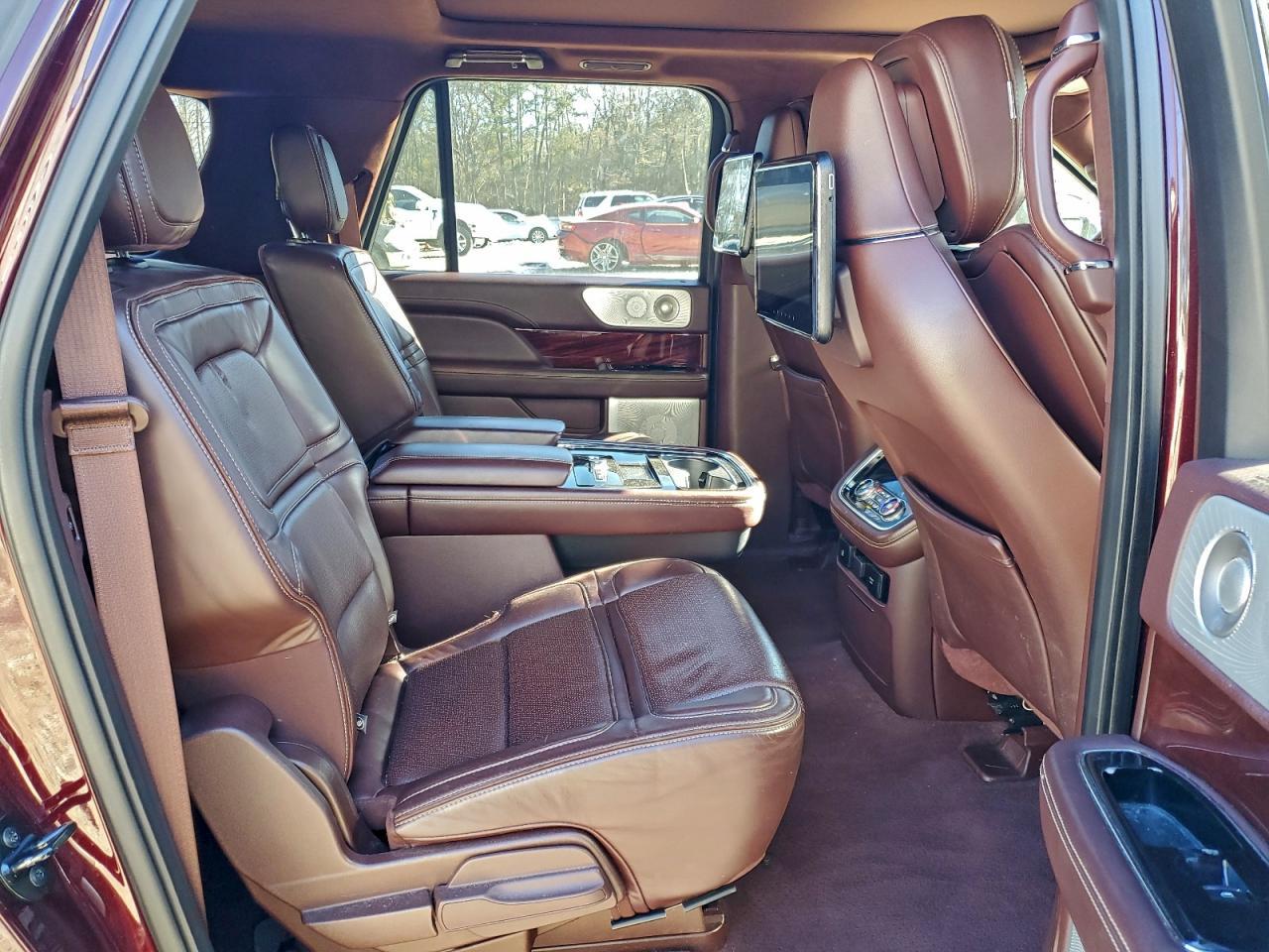2018 LINCOLN Navigator