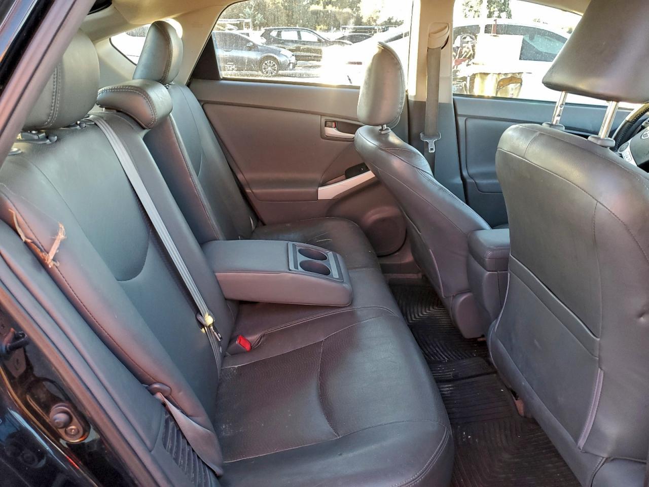 2011 TOYOTA PRIUS