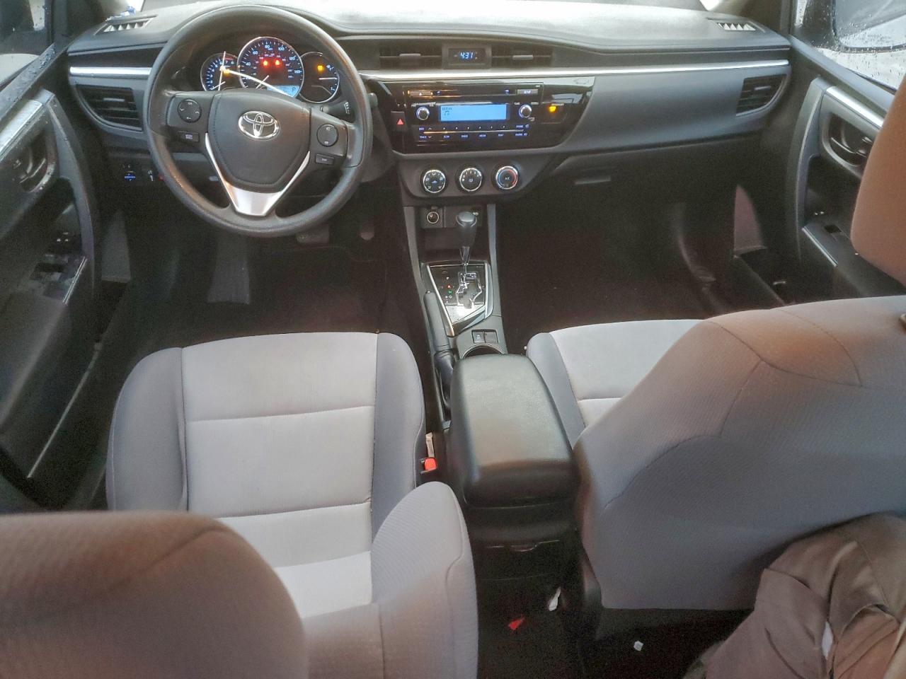 2015 TOYOTA COROLLA