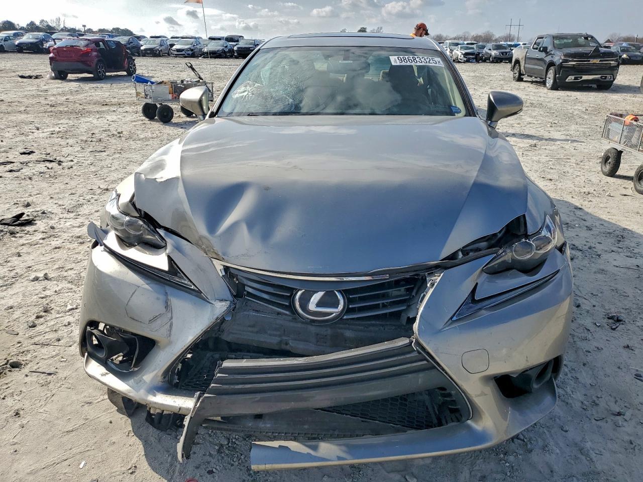2016 LEXUS IS 200t