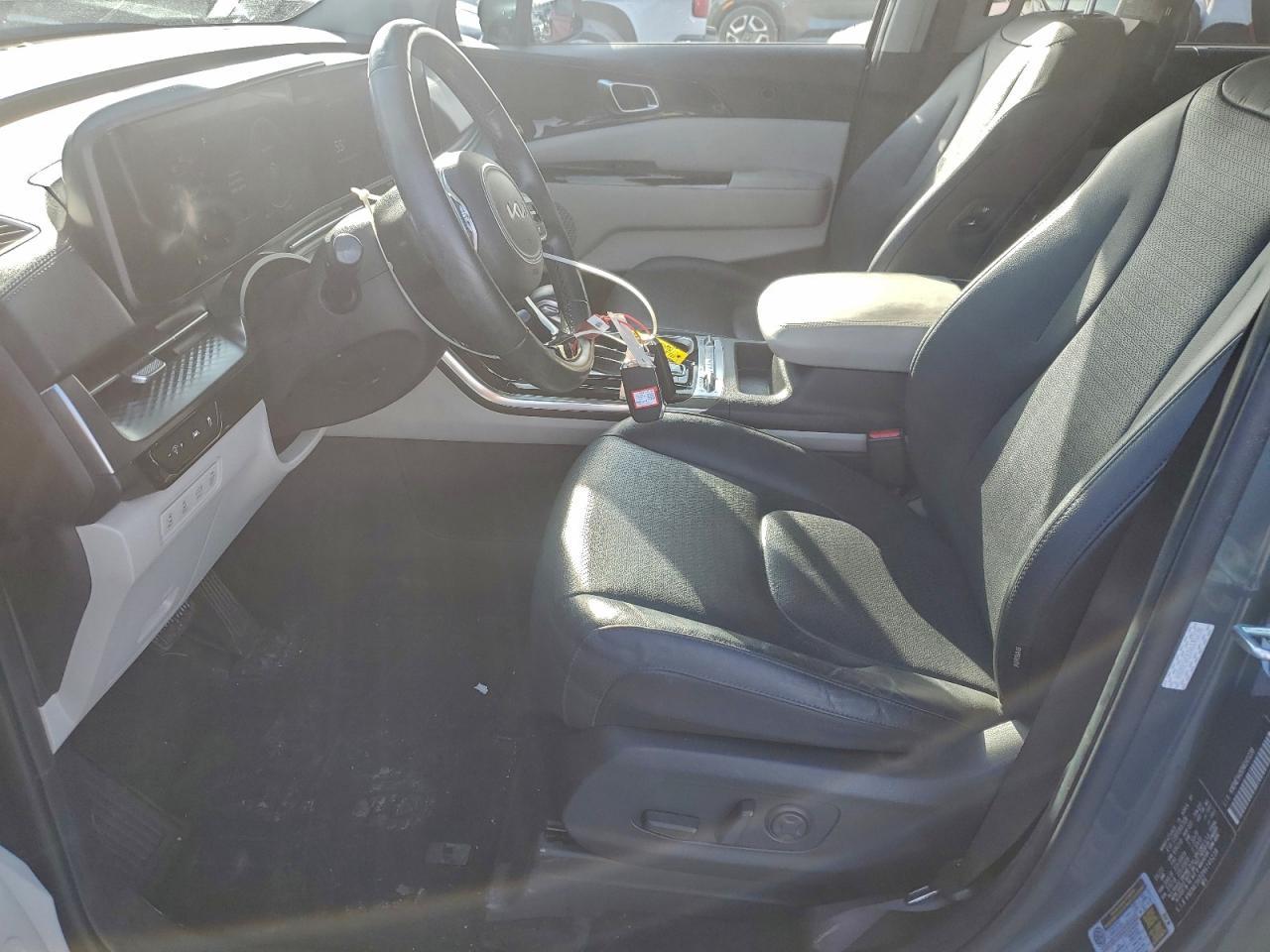 2022 KIA Carnival