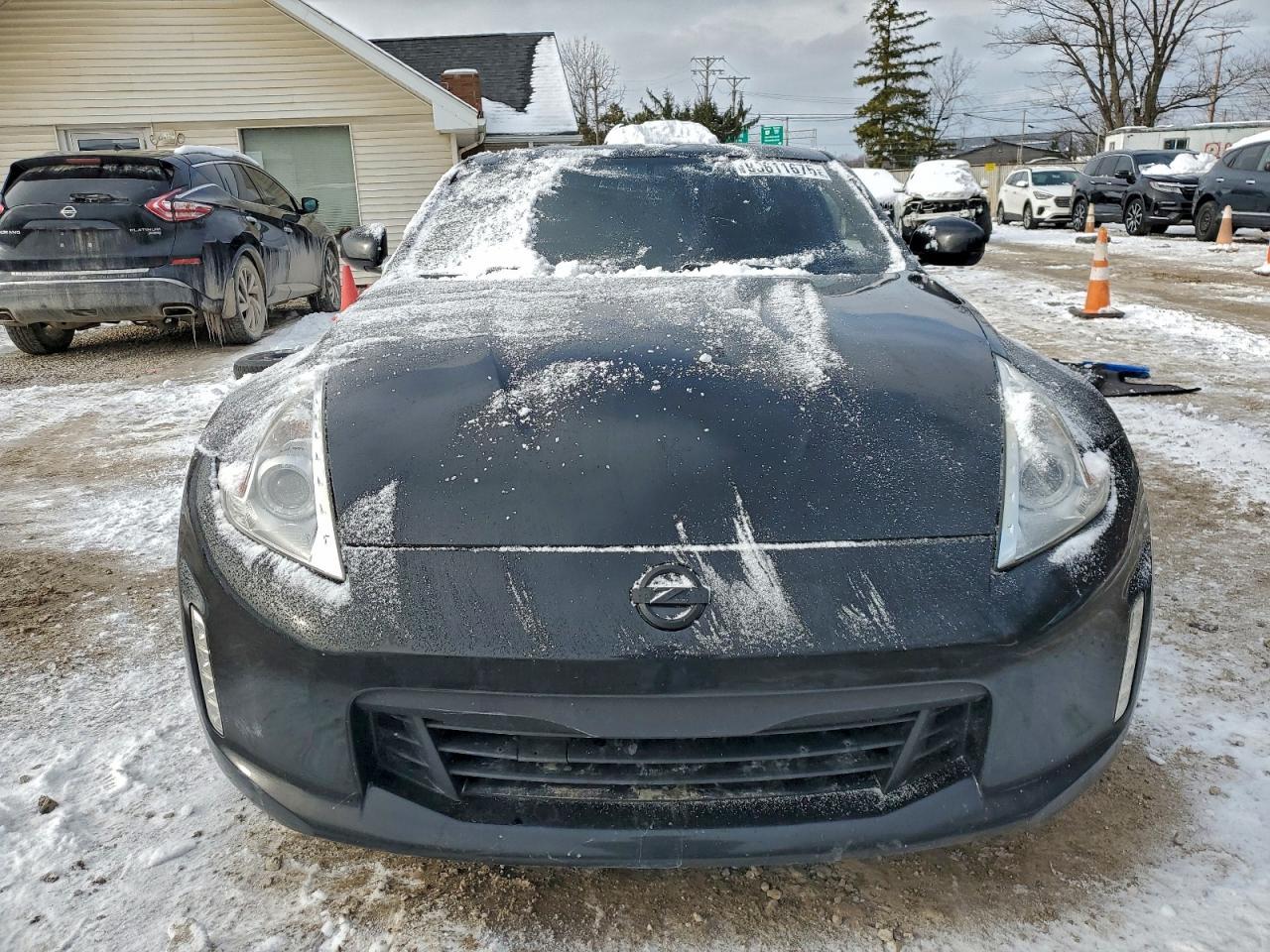 2017 NISSAN 370Z