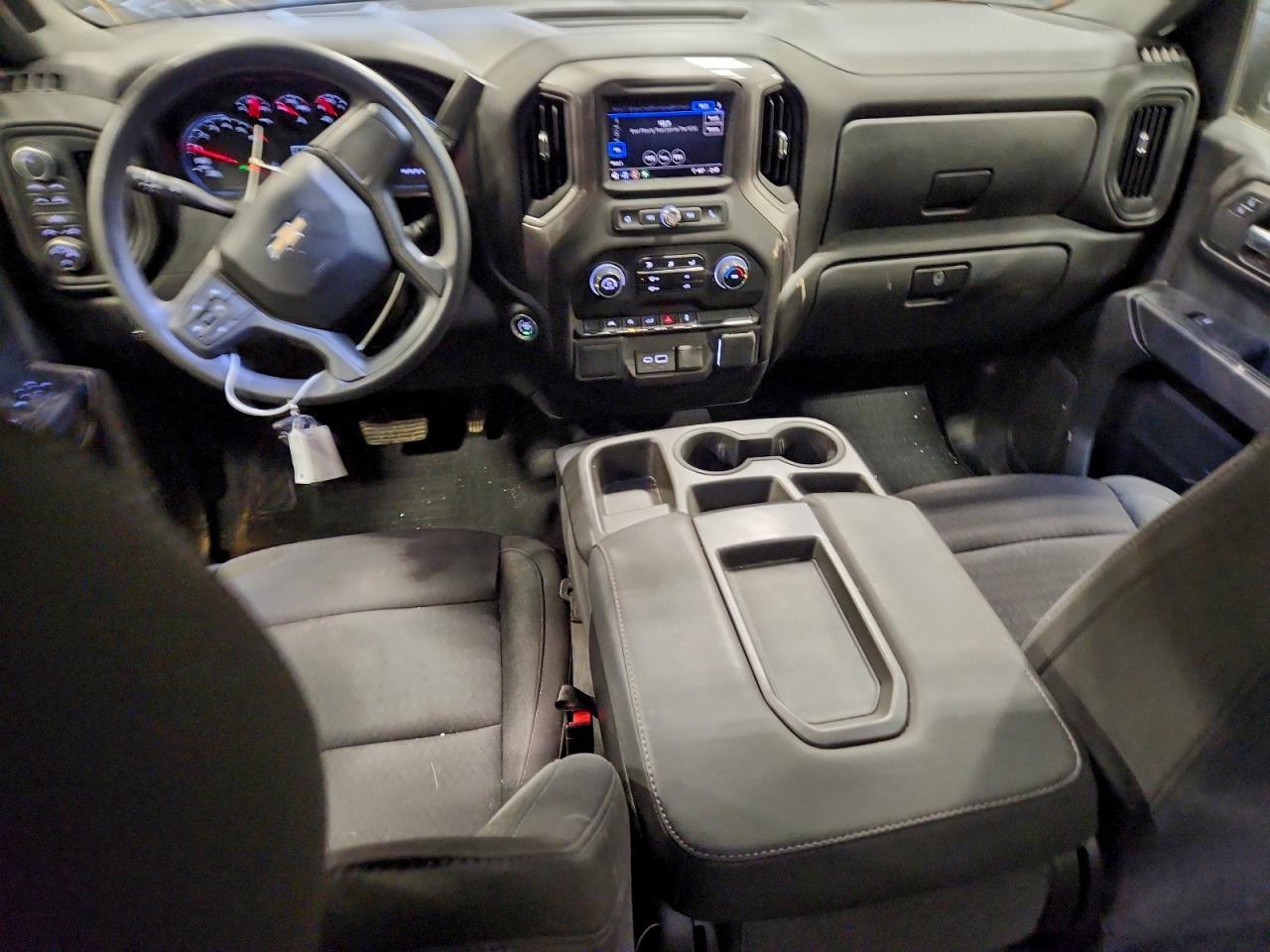 2023 CHEVROLET Silverado