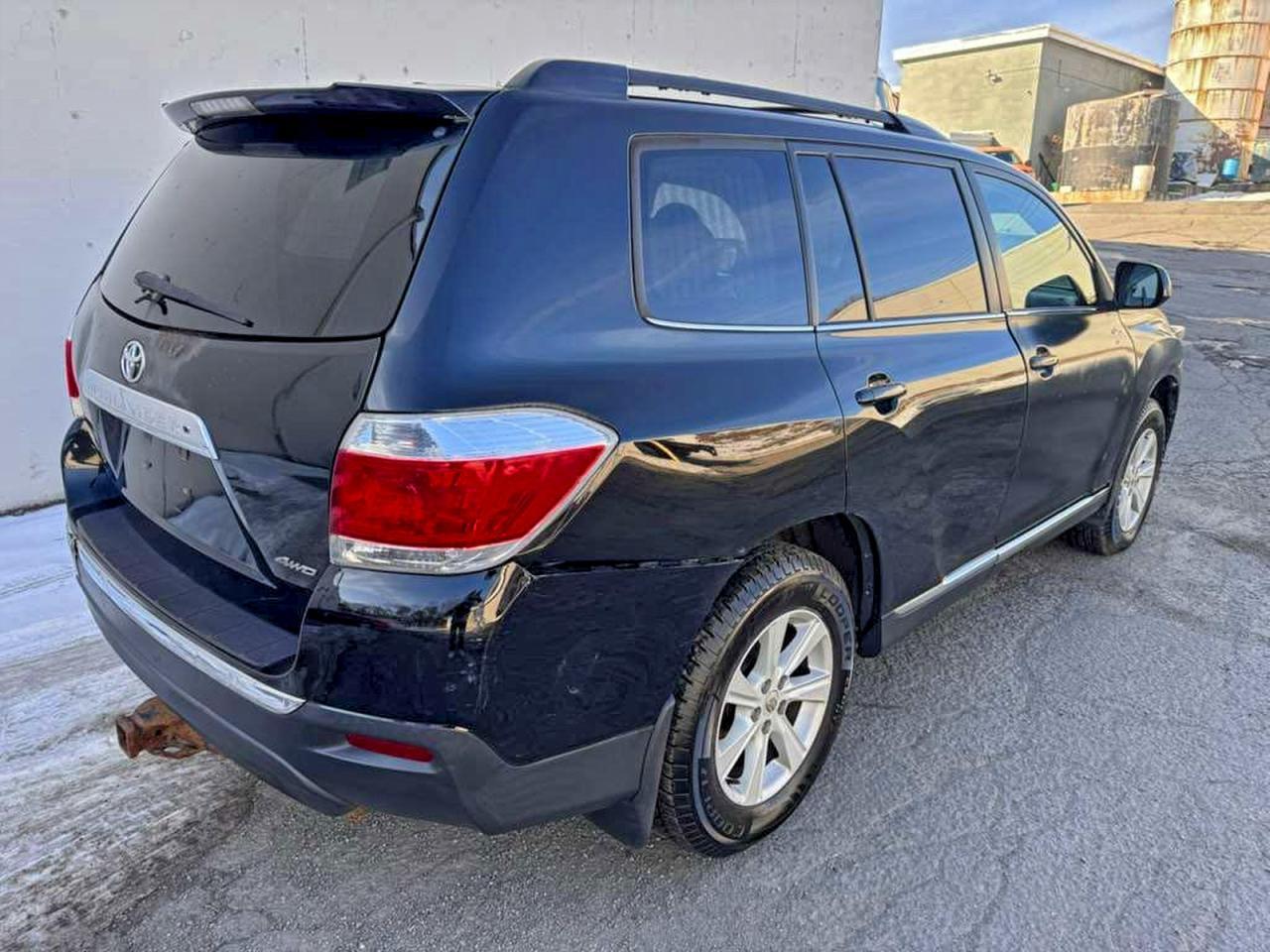 2012 TOYOTA HIGHLANDER