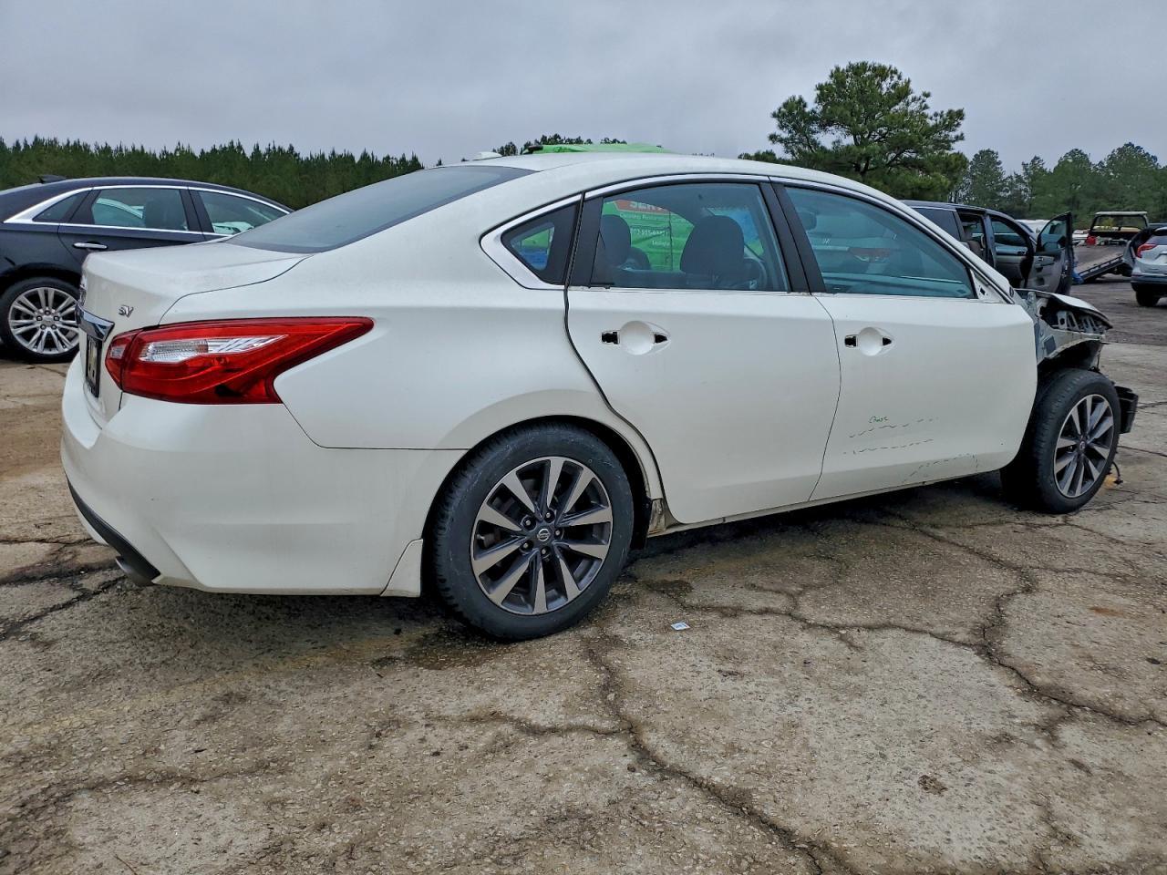 2017 NISSAN ALTIMA