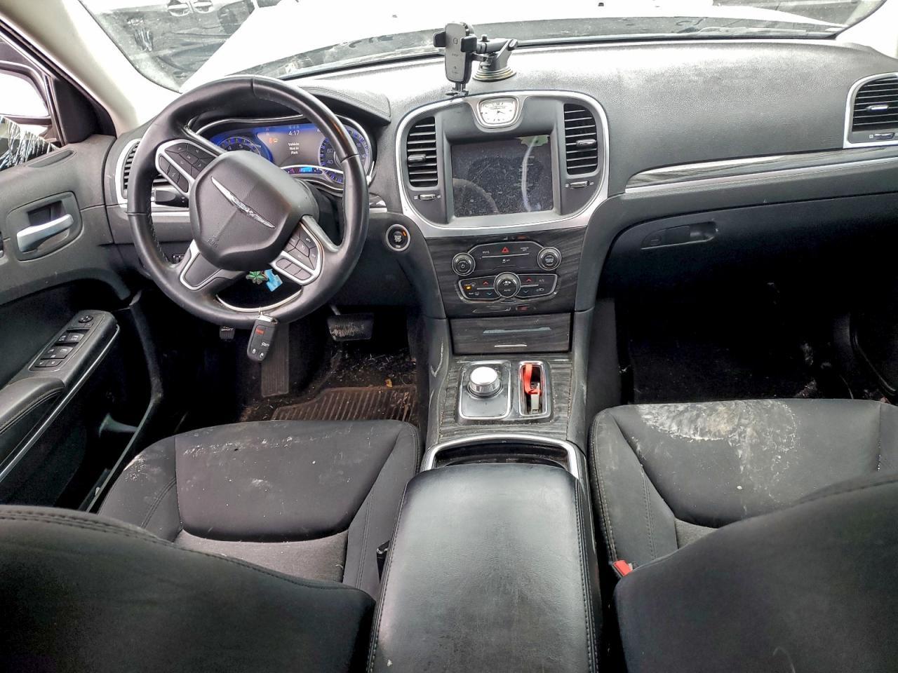 2018 CHRYSLER 300