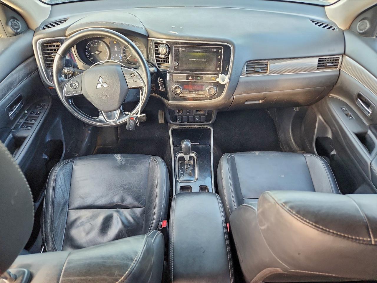 2019 MITSUBISHI outlander