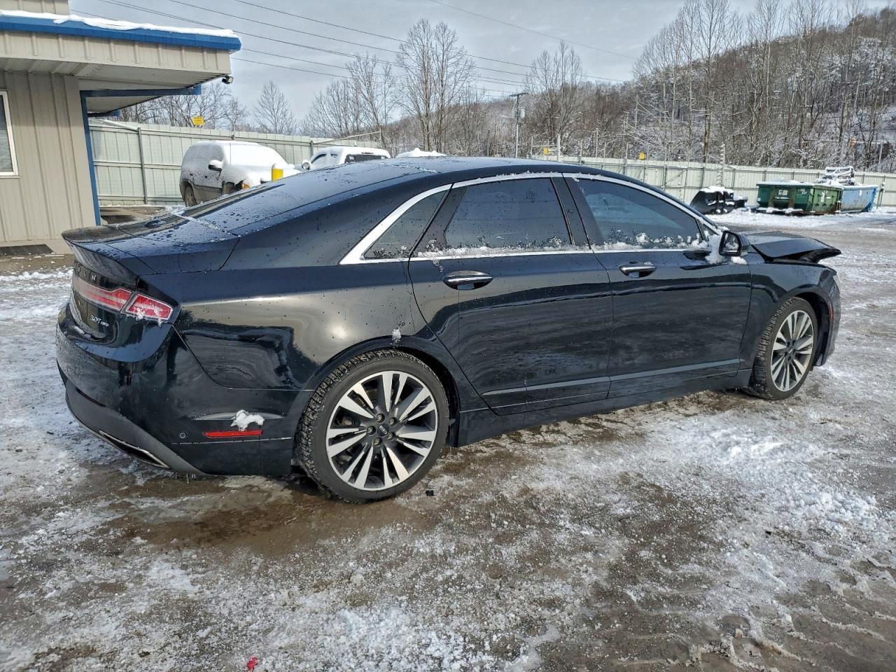 2017 LINCOLN MKZ