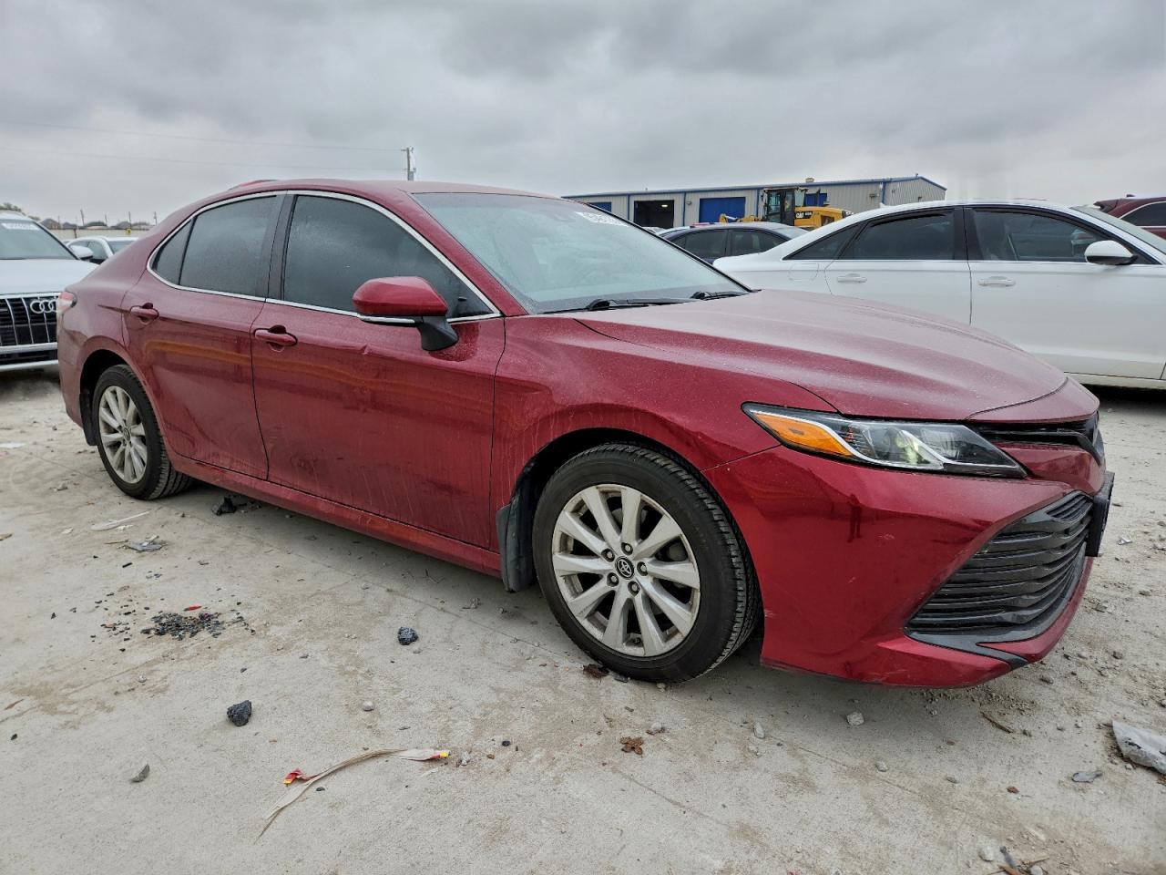 2018 TOYOTA CAMRY