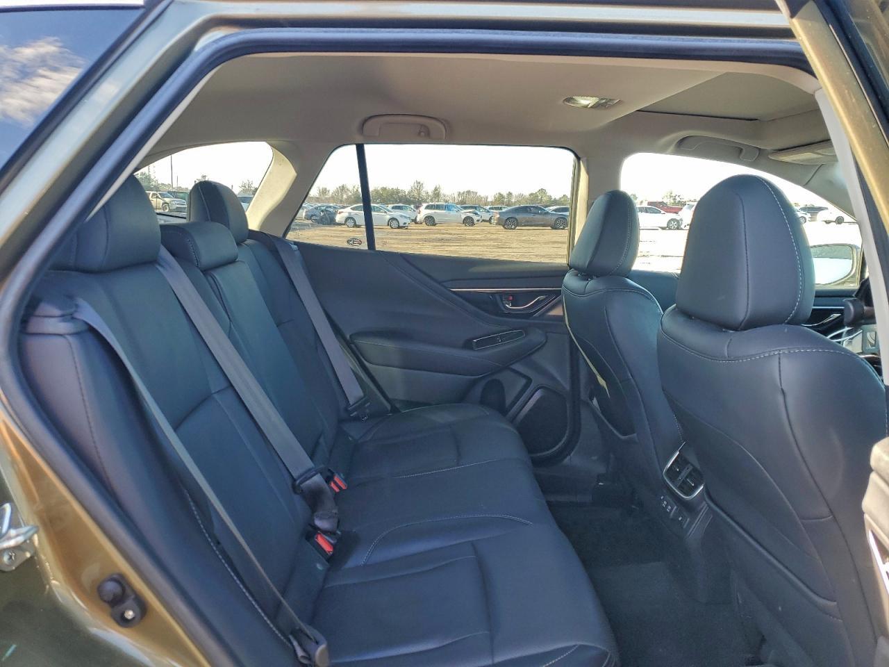 2020 SUBARU Outback
