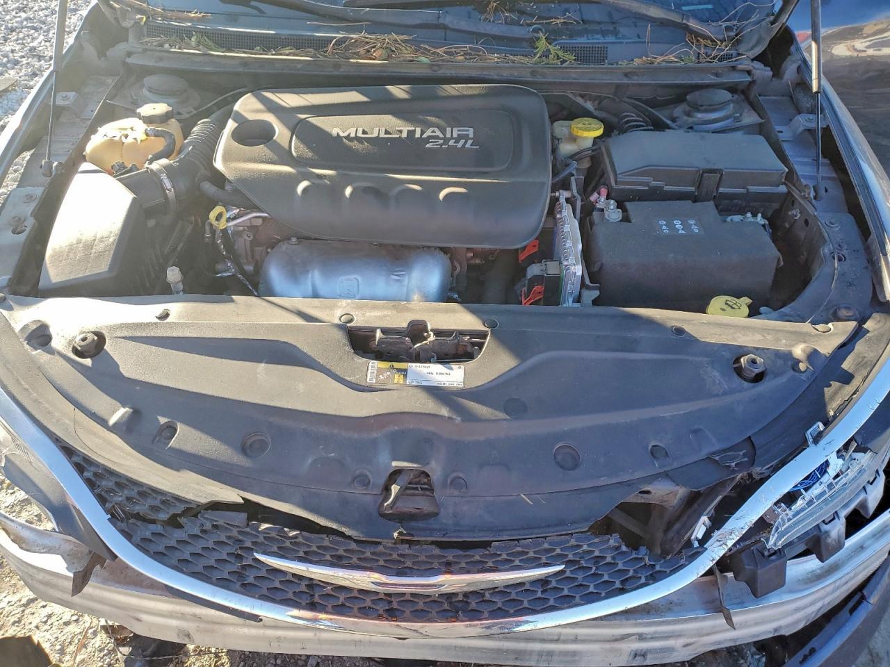 2016 CHRYSLER 200