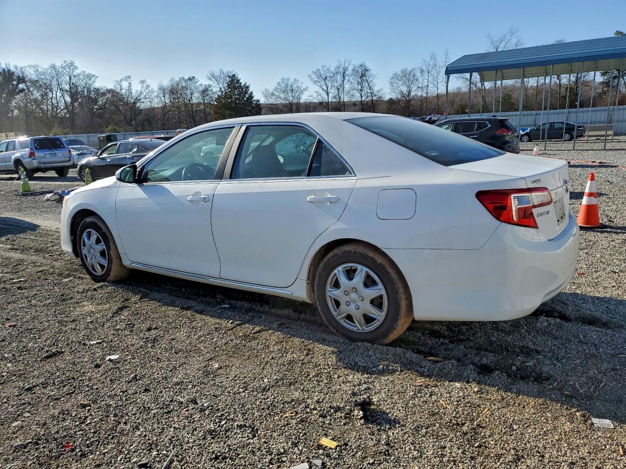 2013 TOYOTA CAMRY
