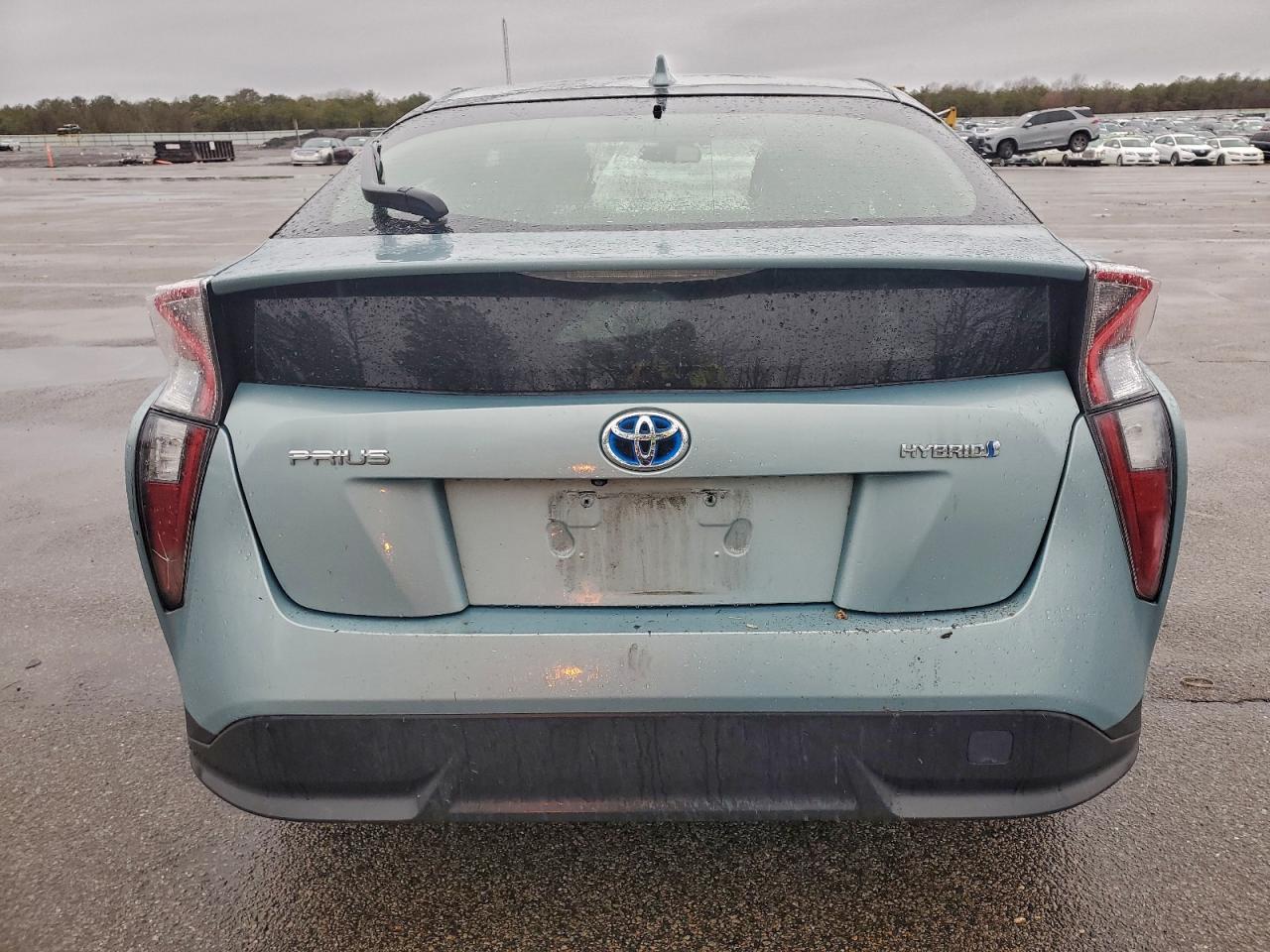 2016 TOYOTA PRIUS