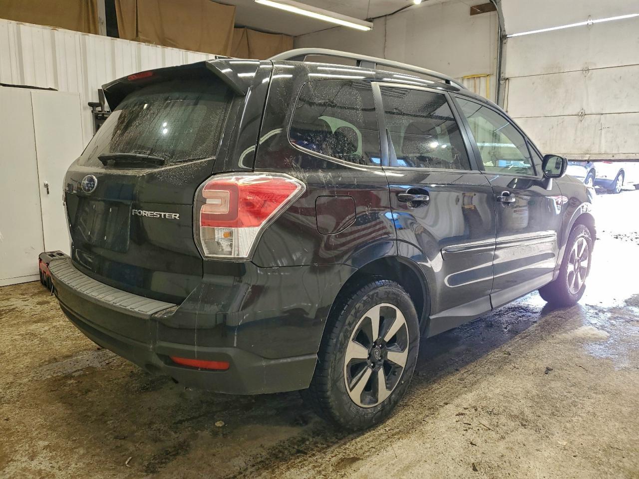 2018 SUBARU FORESTER