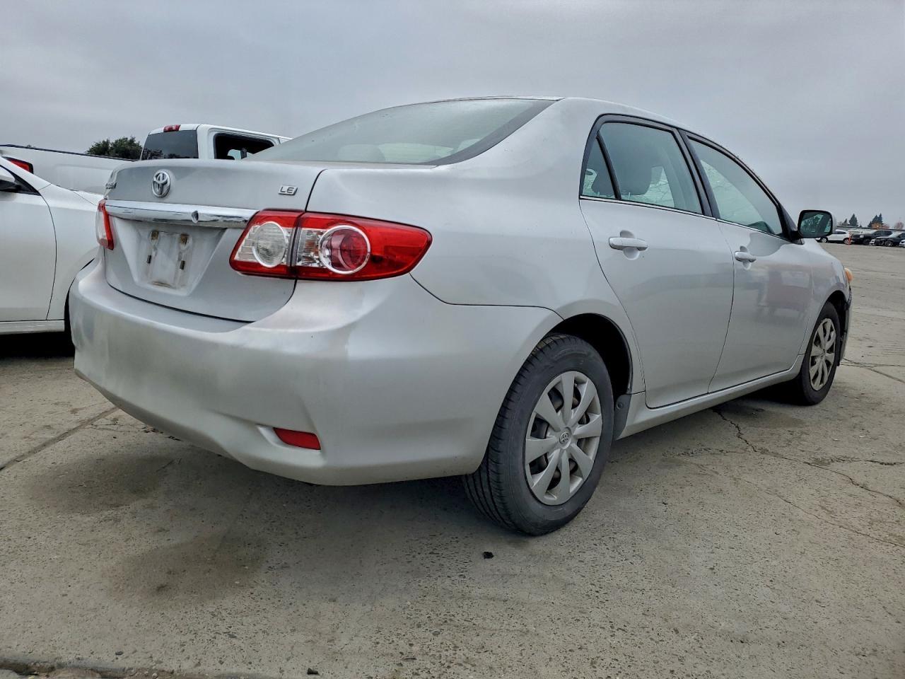 2011 TOYOTA COROLLA