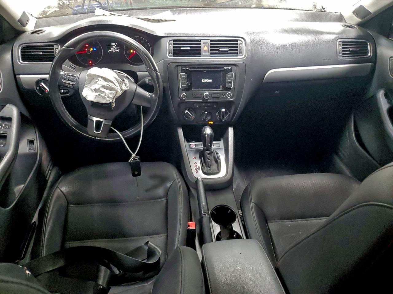 2012 VOLKSWAGEN JETTA