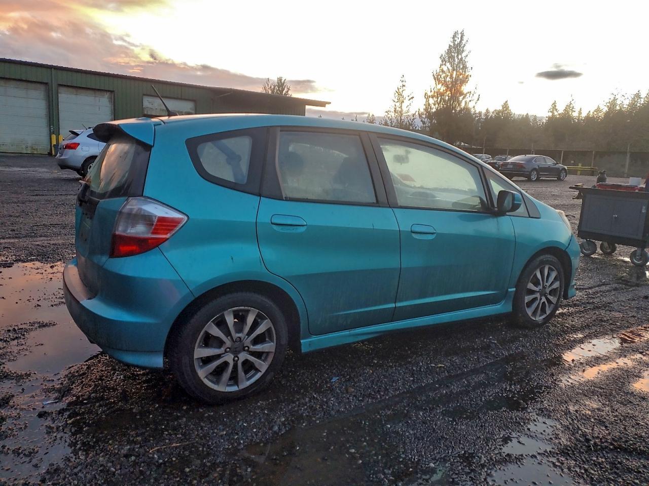 2012 HONDA FIT