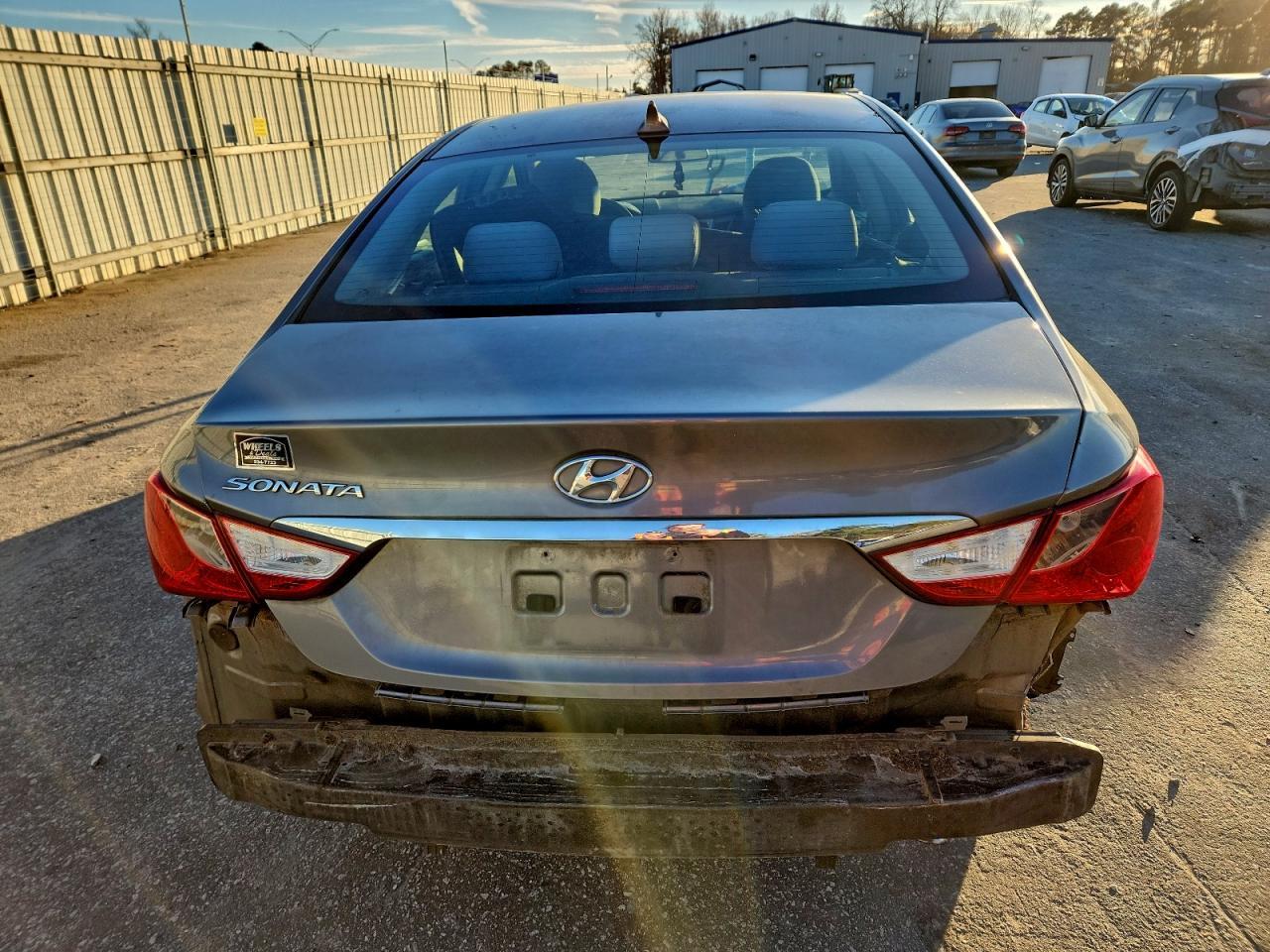 2011 HYUNDAI SONATA