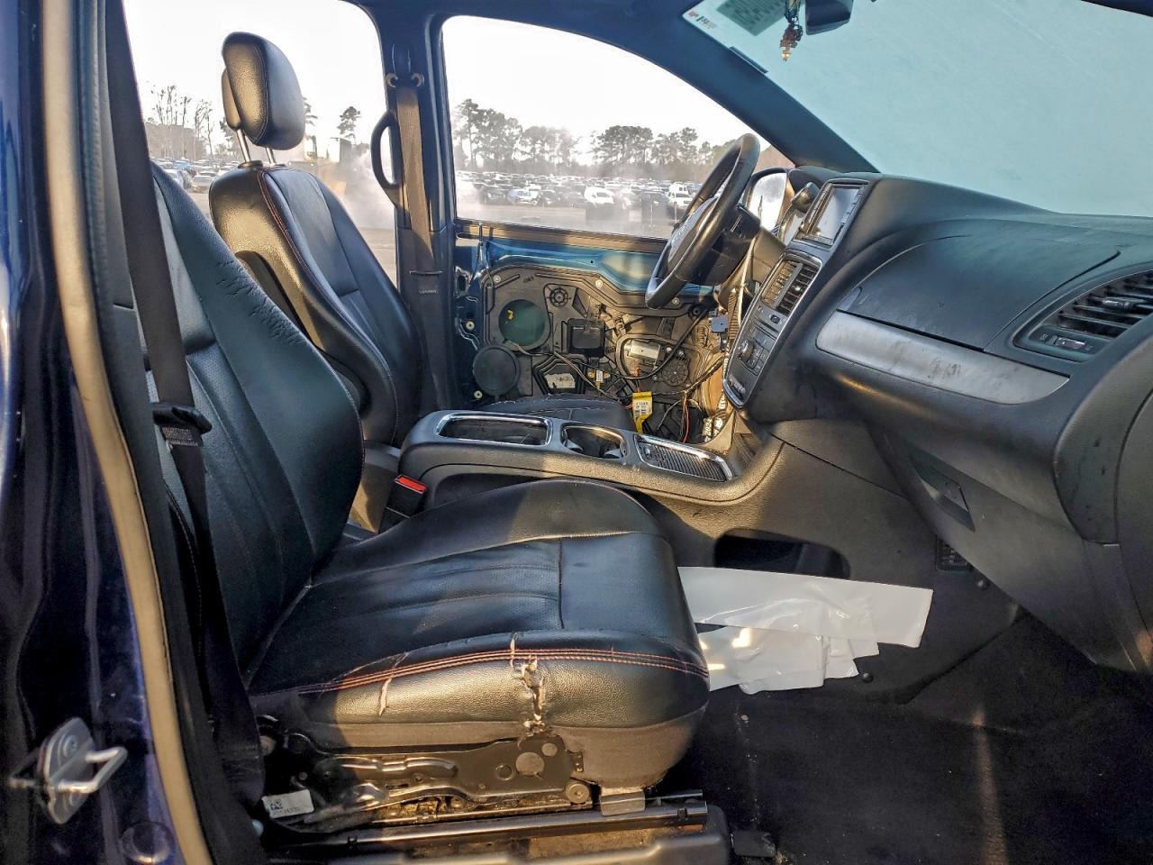 2017 DODGE GRAND CARAVAN