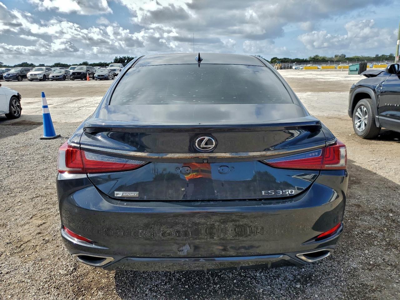 2019 LEXUS ES 350