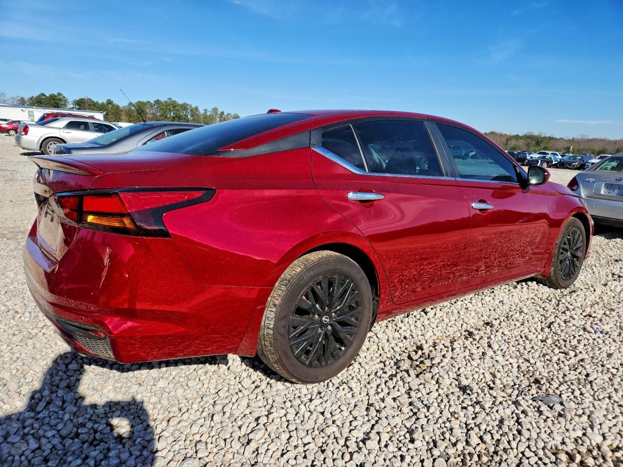 2025 NISSAN ALTIMA