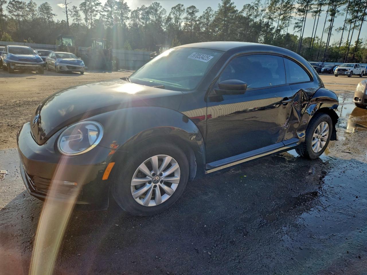 2015 VOLKSWAGEN Beetle